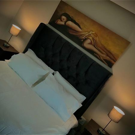 Lovely 1 Bedroom Apartment ケープタウン エクステリア 写真